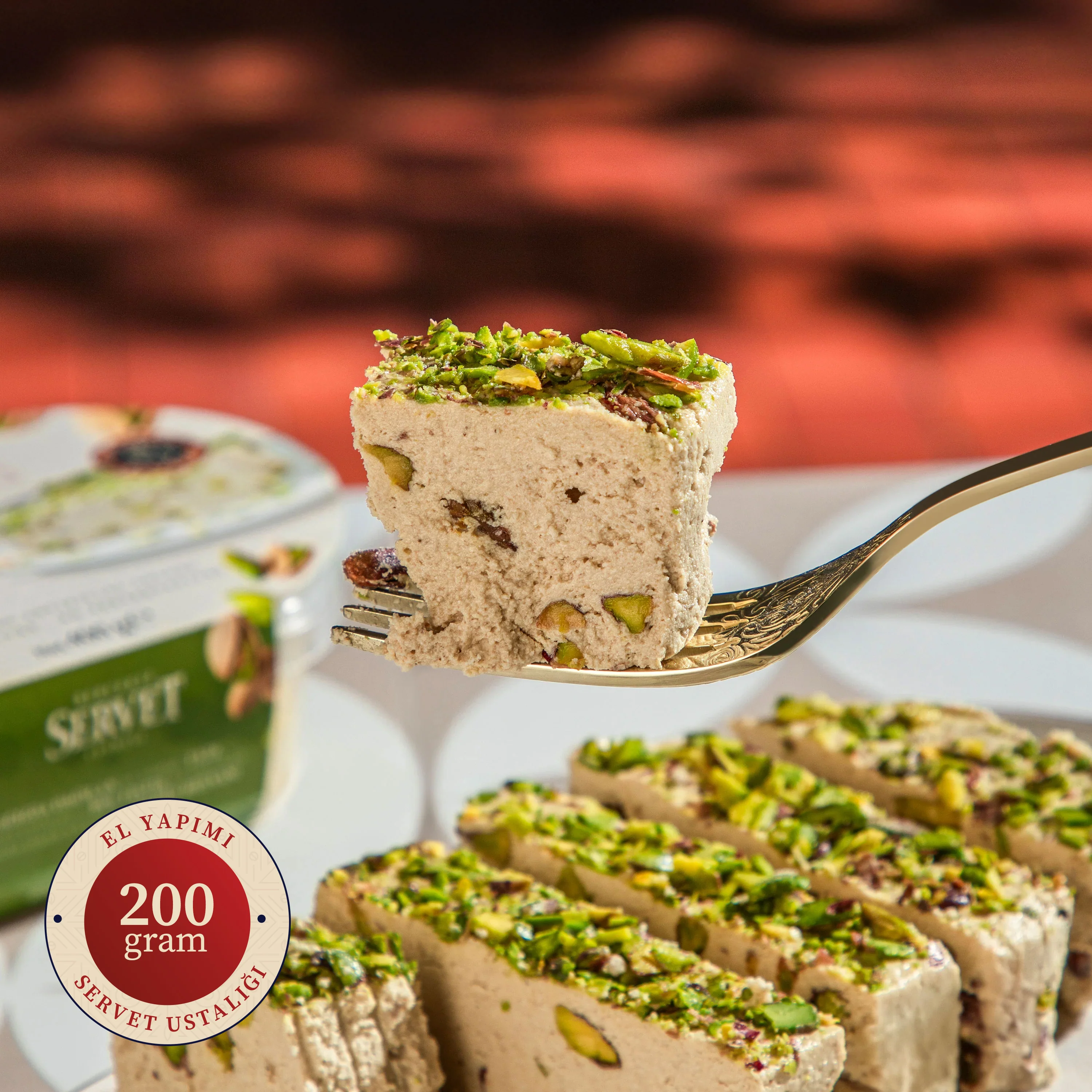 Antep Fıstıklı Taze Tahin Helvası 200g